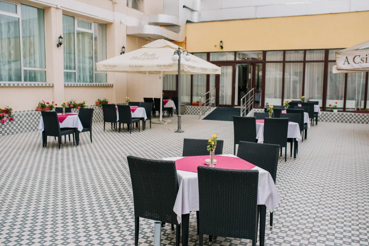 Complex Balnear Cerbul Hotel Covasna Eksteriør billede